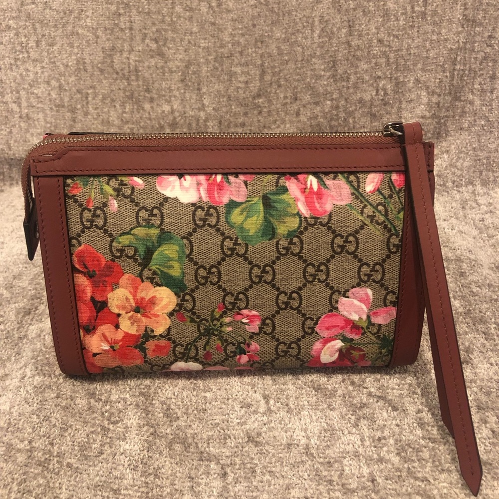 Authentic Gucci bloom mini bag